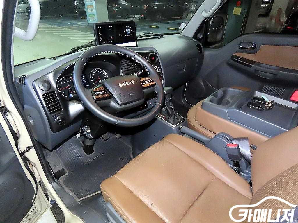 소형화물 [카고]봉고3 (LPG2.5터보) 더블캡/초장축/2WD 썸네일 11