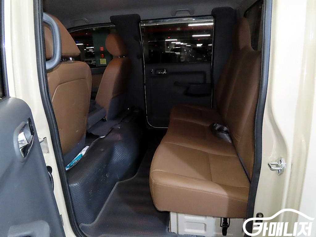 소형화물 [카고]봉고3 (LPG2.5터보) 더블캡/초장축/2WD 썸네일 8