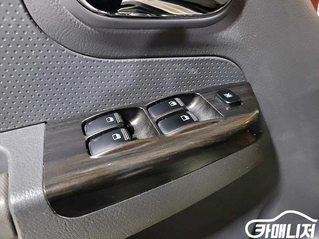 소형화물 [카고]봉고3 4WD/더블캡/장축/1.0톤/CRDi 썸네일 8