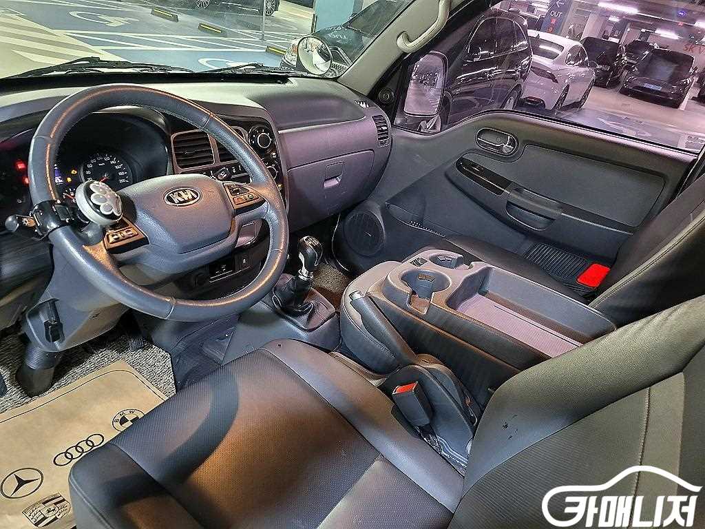 소형화물 [카고]봉고3 4WD/더블캡/장축/1.0톤/CRDi 썸네일 9