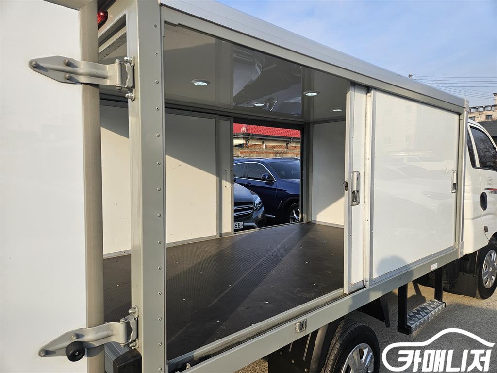 소형화물 [저상내장탑]봉고3 (LPG2.5터보) 킹캡/초장축/로우형 썸네일 2