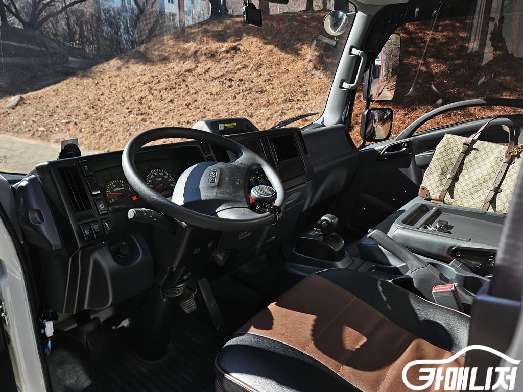 중대형화물 카고(3.5~4톤) 이스즈 엘프 3.5톤 썸네일 7