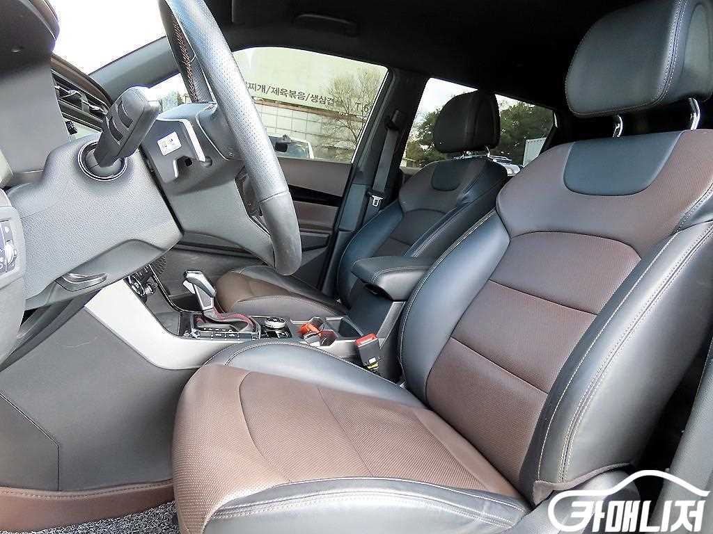 KG모빌리티(쌍용) 뷰티풀코란도 2WD 가솔린 1.5 C7 썸네일 5