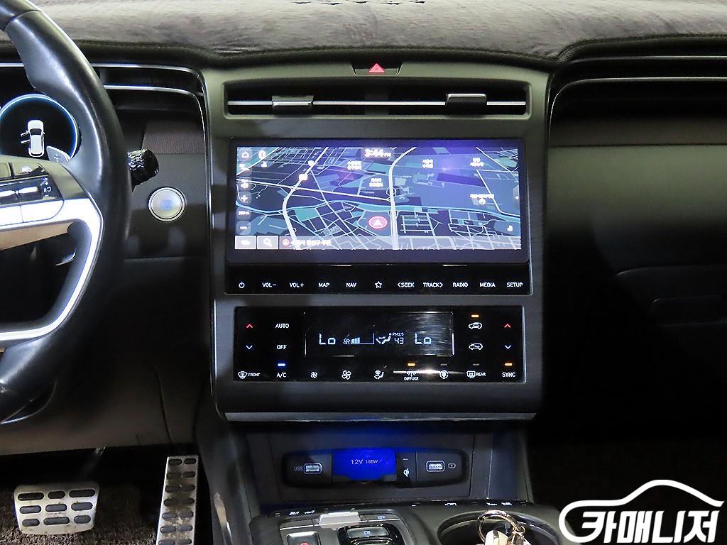 현대 투싼 (NX4) 디젤 2.0 2WD 인스퍼레이션 썸네일 11