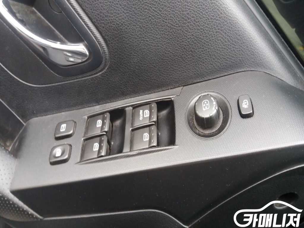 쌍용 코란도C CLUBBY 4WD 썸네일 8