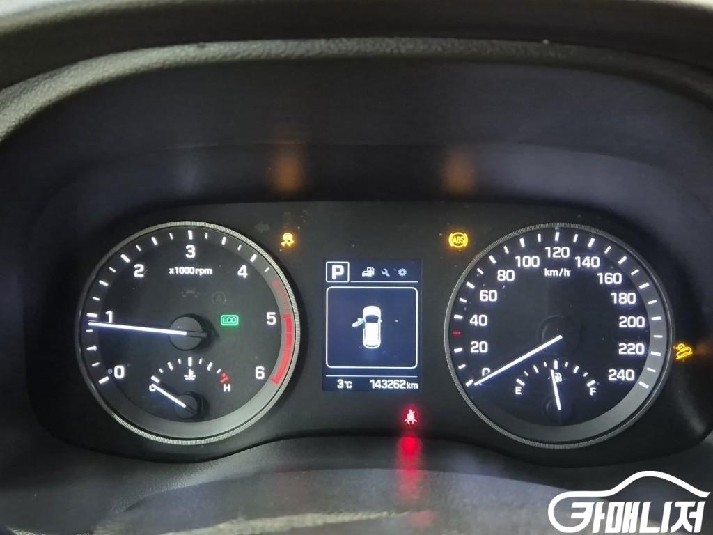 현대 올뉴투싼 디젤 2.0 2WD 썸네일 10