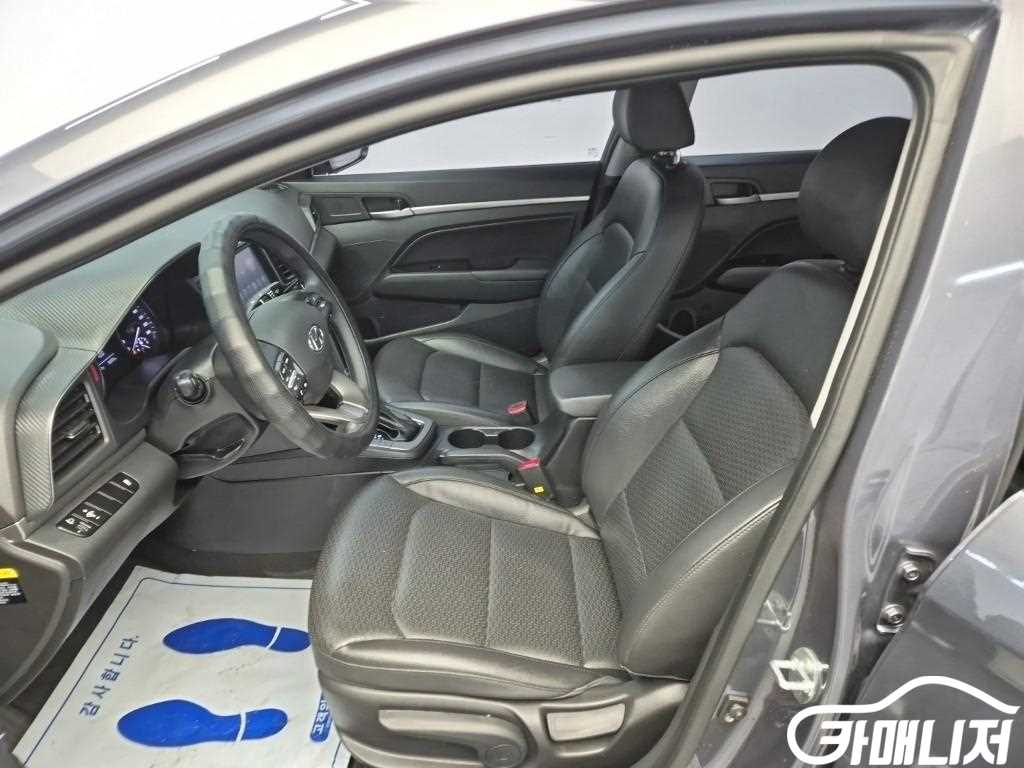 현대 더 뉴 아반떼 AD 1.6 LPI 썸네일 11