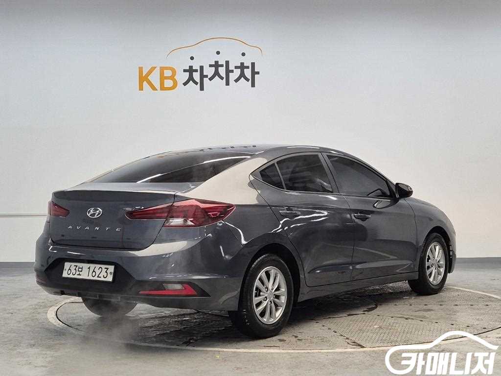 현대 더 뉴 아반떼 AD 1.6 LPI 썸네일 3