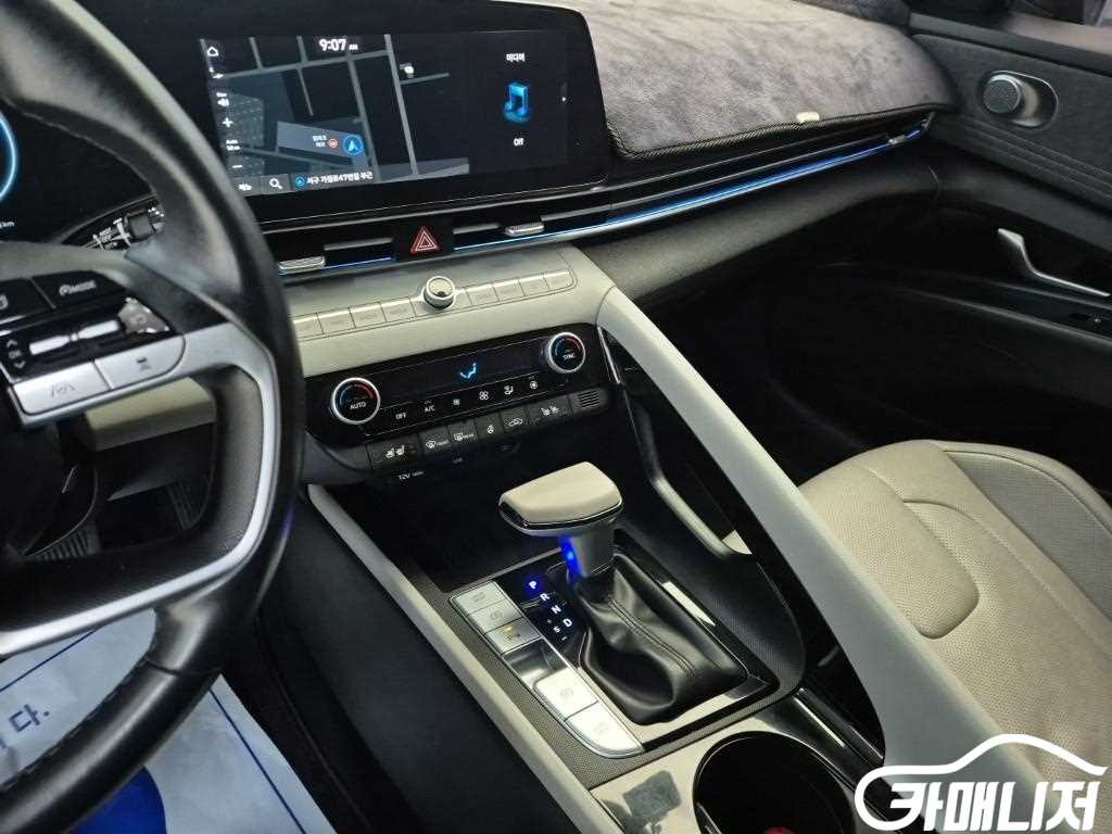 현대 아반떼 (CN7) 1.6 인스퍼레이션 썸네일 10