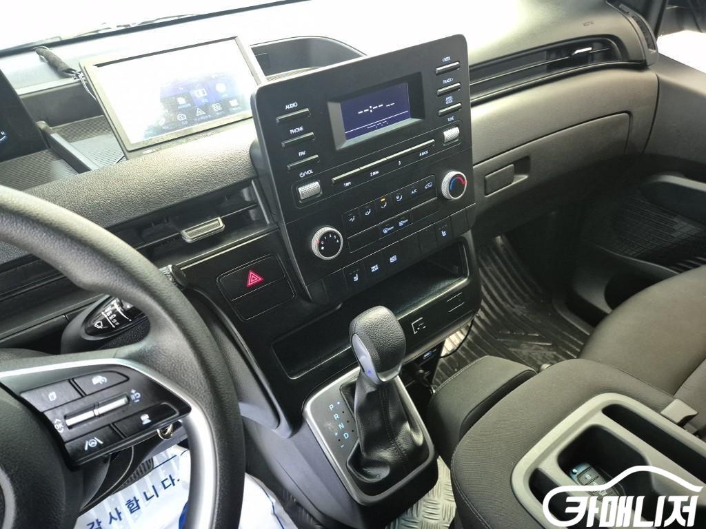 현대 스타리아 2WD 디젤 카고 스마트 썸네일 10