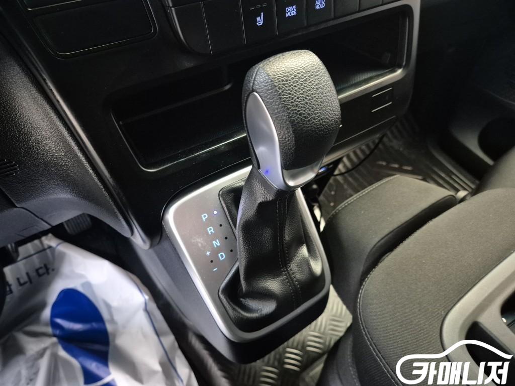 현대 스타리아 2WD 디젤 카고 스마트 썸네일 8