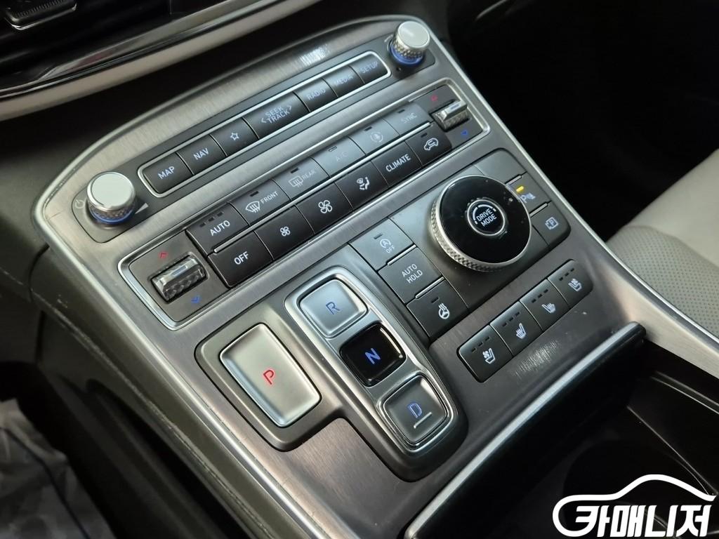 현대 더 뉴 싼타페 가솔린 2.5T 2WD 캘리그래피 썸네일 8