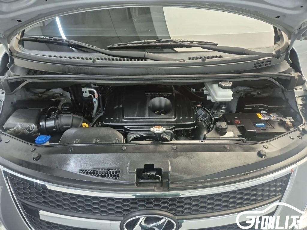 현대 그랜드 스타렉스 12인승 왜건 썸네일 5