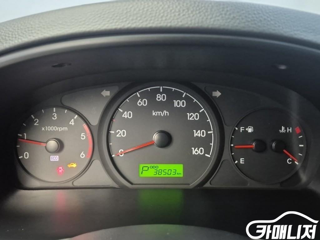 현대 그랜드 스타렉스 12인승 왜건 썸네일 6