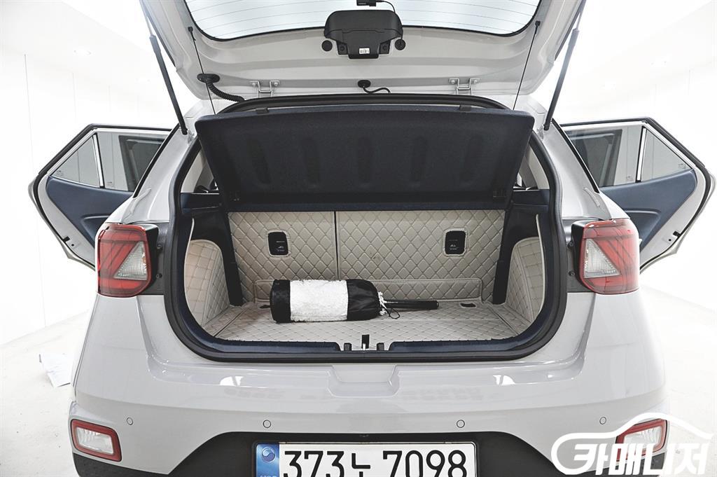 현대 베뉴 1.6 프리미엄 썸네일 5