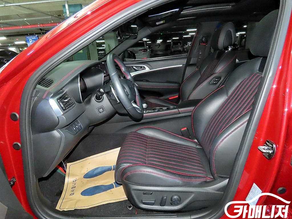 제네시스 더 뉴 G70 가솔린 2.0T 4WD 썸네일 6