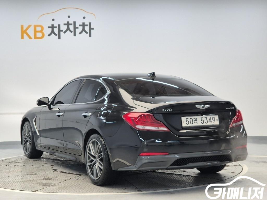 제네시스 G70 2.0T AWD 썸네일 3