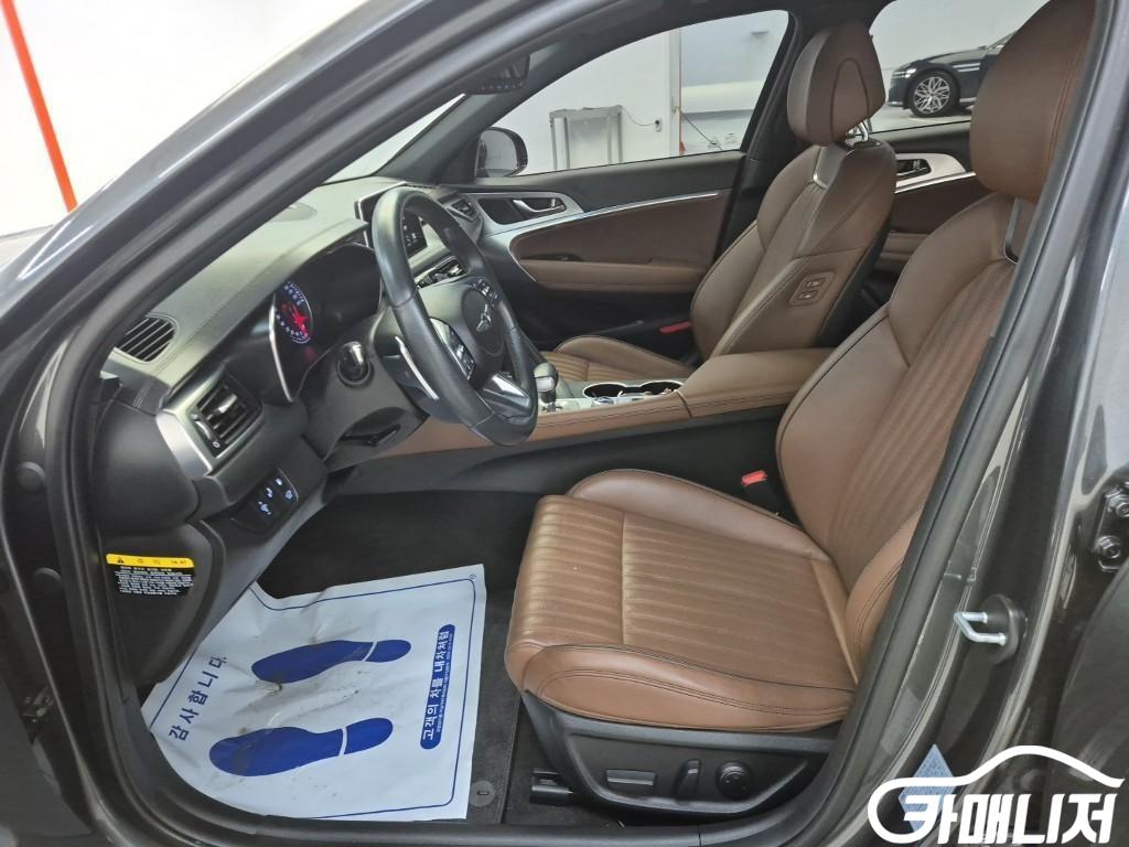 제네시스 G70 2.0T 썸네일 11