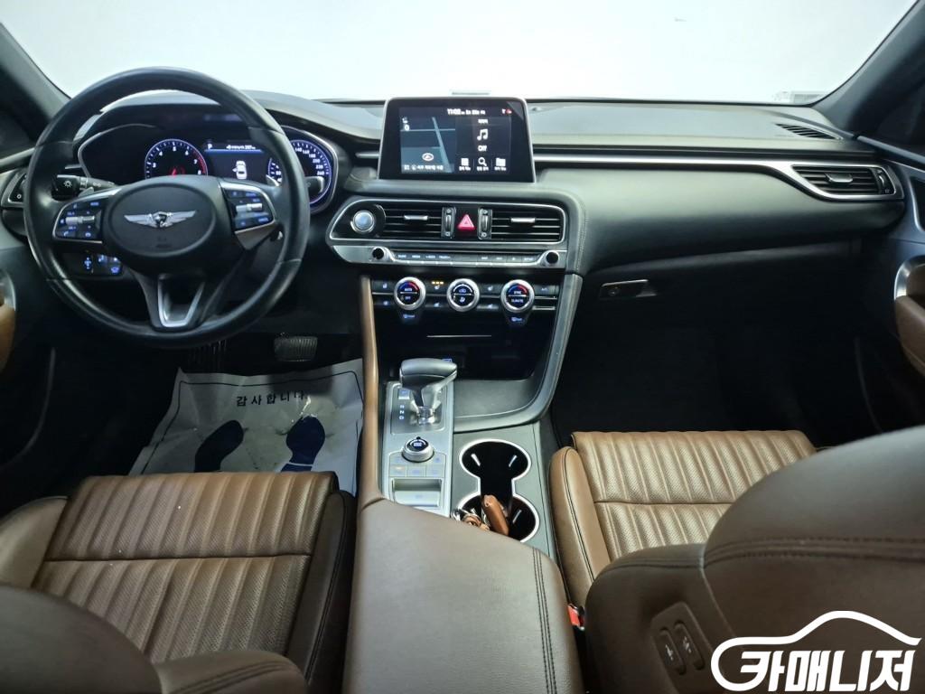 제네시스 G70 2.0T 썸네일 7