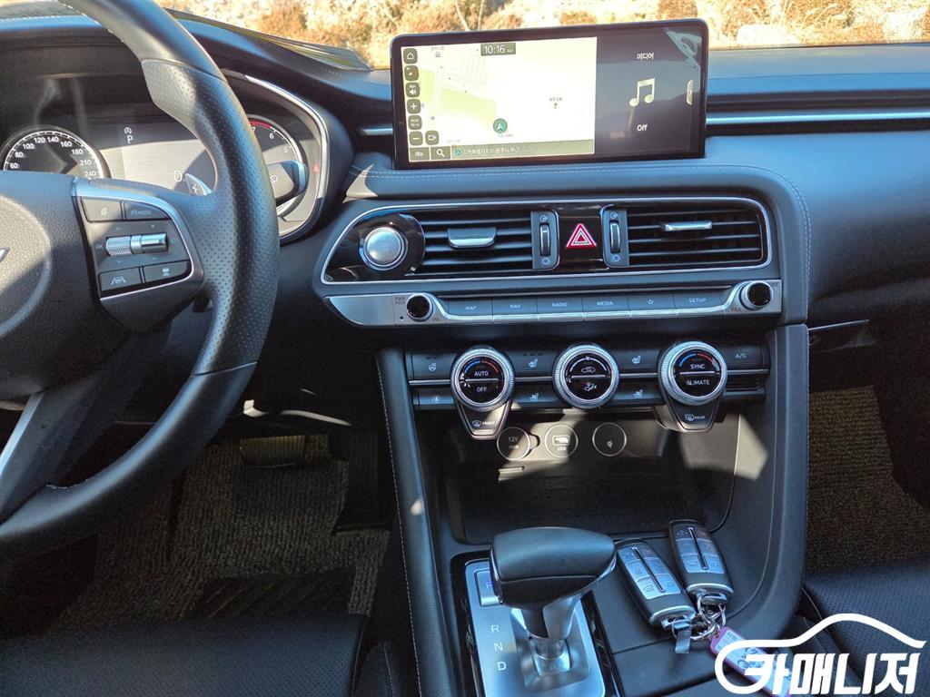 제네시스 더 뉴 G70 가솔린 2.0T 2WD 썸네일 12