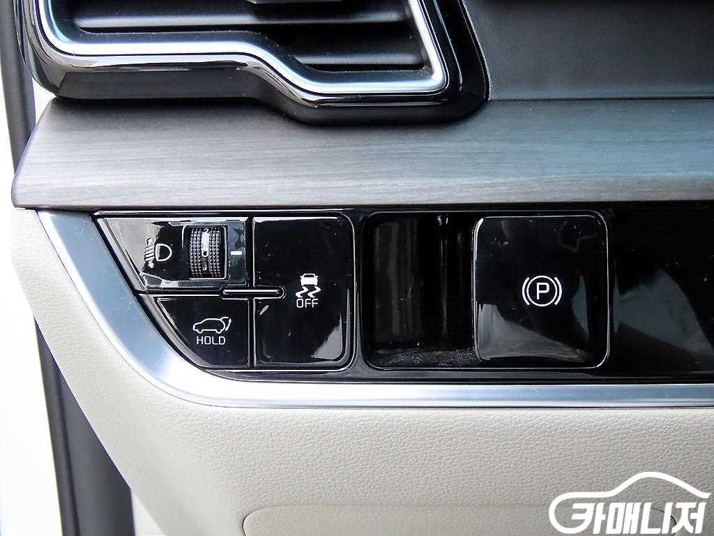 기아 스포티지 5세대 (NQ5) 2.0 LPG 2WD 썸네일 12