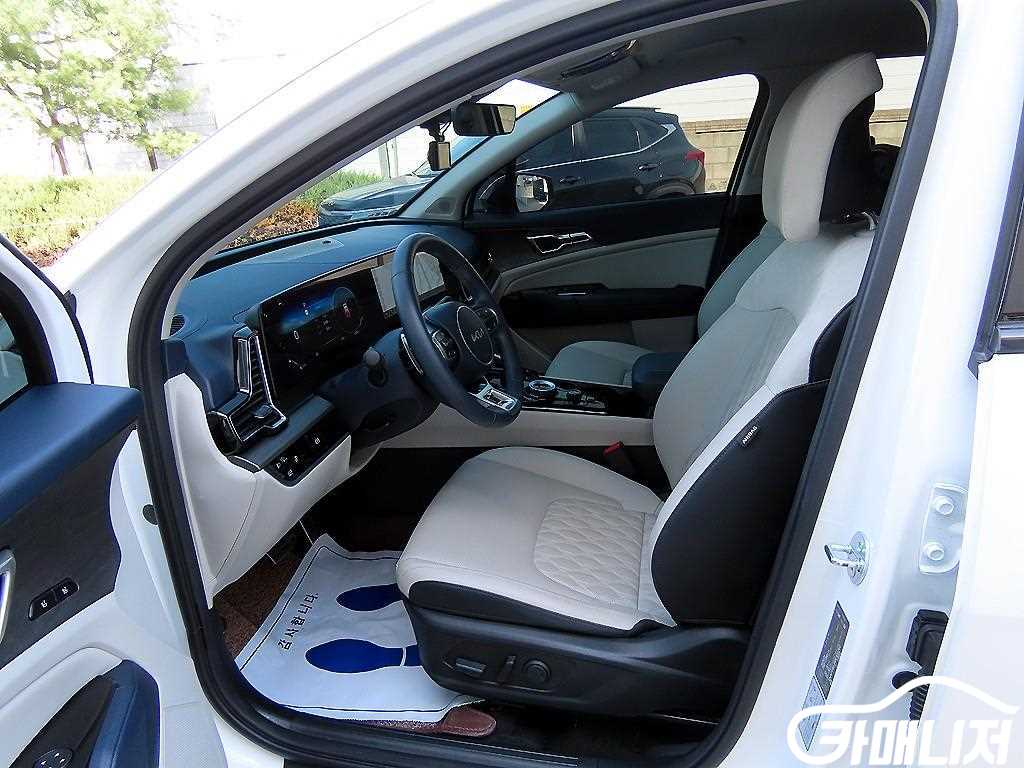 기아 스포티지 5세대 (NQ5) 2.0 LPG 2WD 썸네일 5