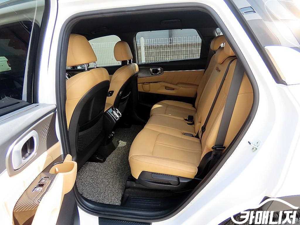 기아 쏘렌토 4세대(MQ4) 가솔린 2.5T 2WD 노블레스 썸네일 6