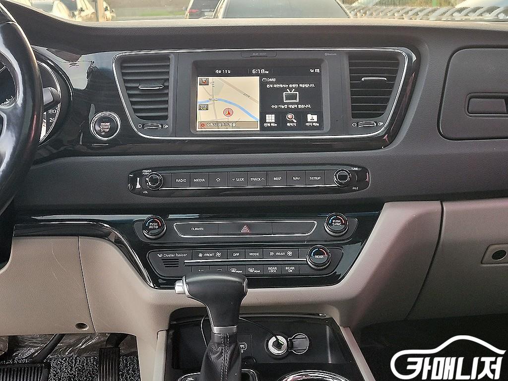 기아 더 뉴 카니발 디젤 9인승 노블레스 썸네일 10