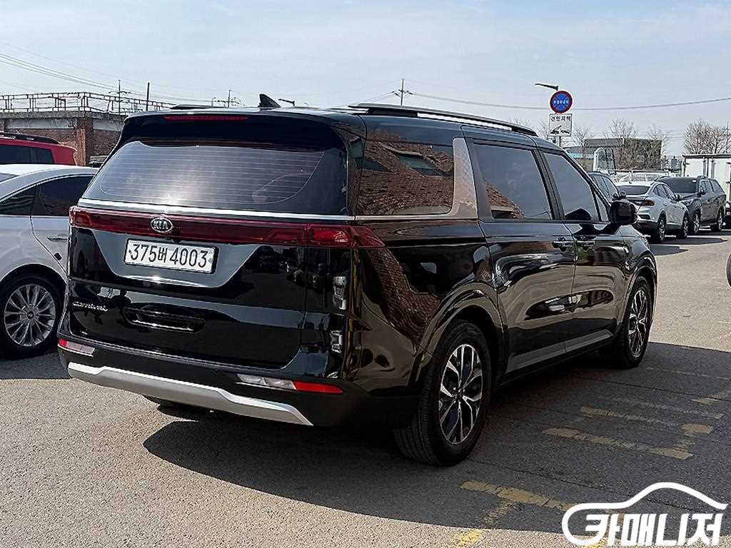 기아 카니발 4세대 디젤 9인승 프레스티지 썸네일 3