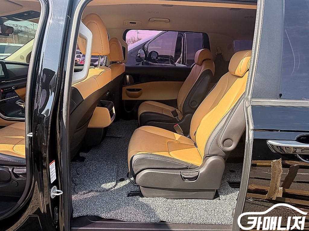 기아 카니발 4세대 디젤 9인승 프레스티지 썸네일 7