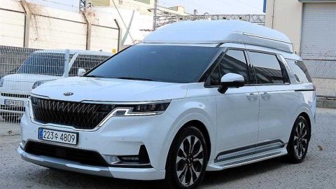 기아 카니발 4세대 가솔린 9인승 하이리무진 시그니처