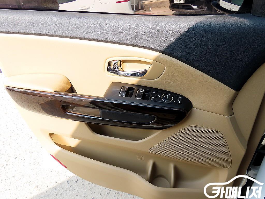 기아 더 뉴 카니발 디젤 9인승 프레스티지 썸네일 12