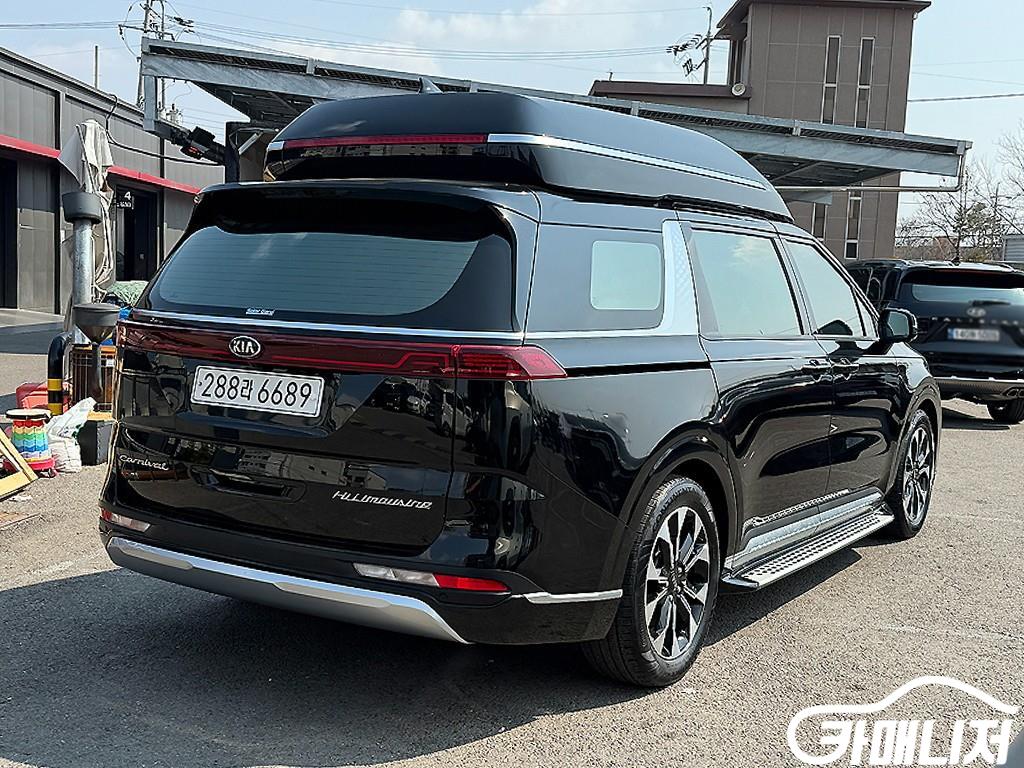 기아 카니발 4세대 가솔린 9인승 하이리무진 시그니처 썸네일 3