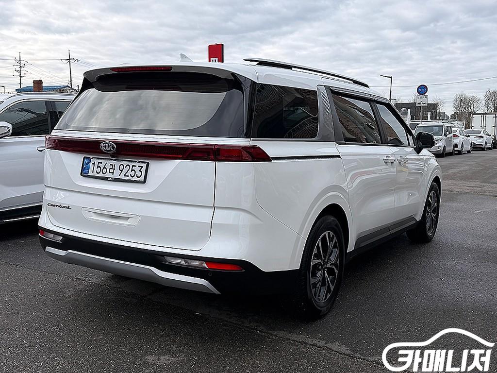 기아 카니발 4세대 디젤 9인승 프레스티지 썸네일 4