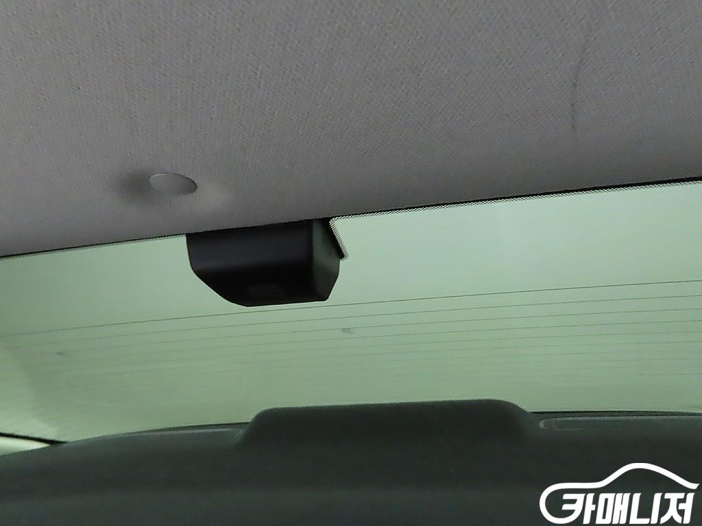 기아 EV4 스탠다드 썸네일 11