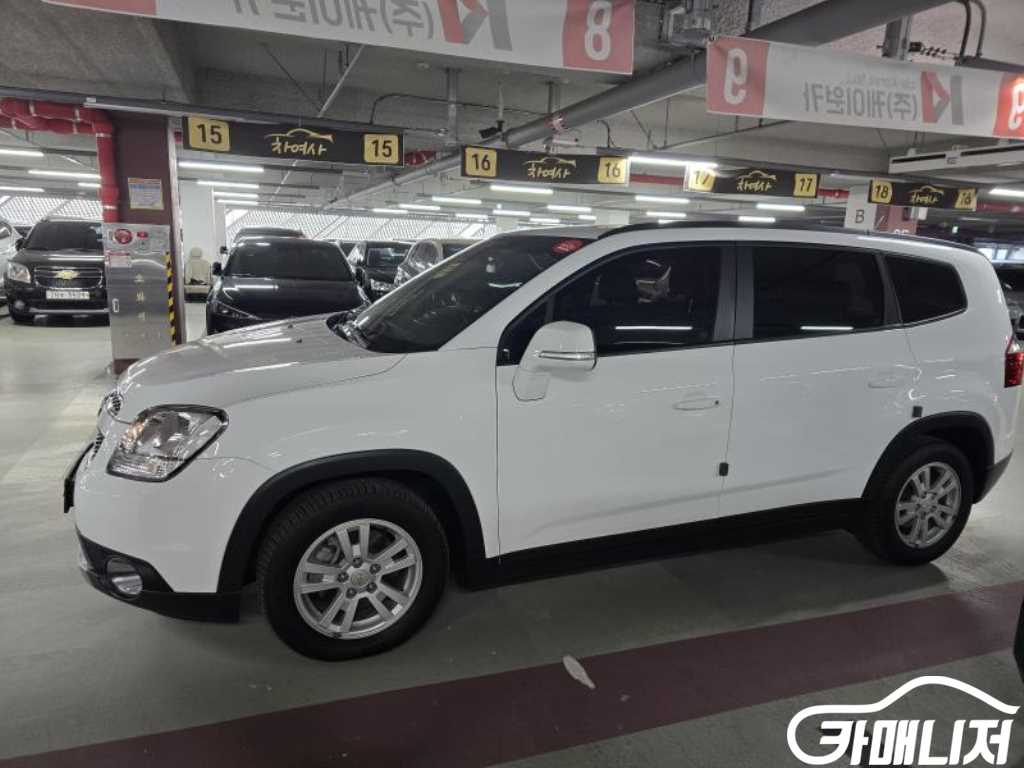 쉐보레 올란도 2.0 디젤 LTZ 썸네일 3