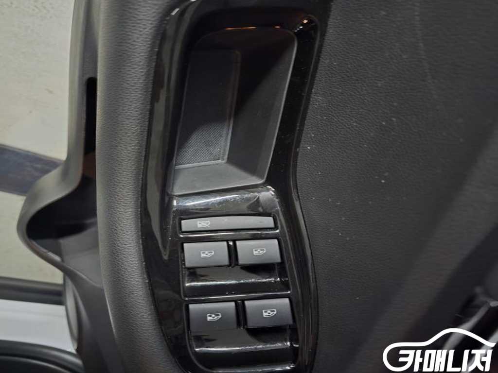 쉐보레 올란도 2.0 디젤 LTZ 썸네일 9