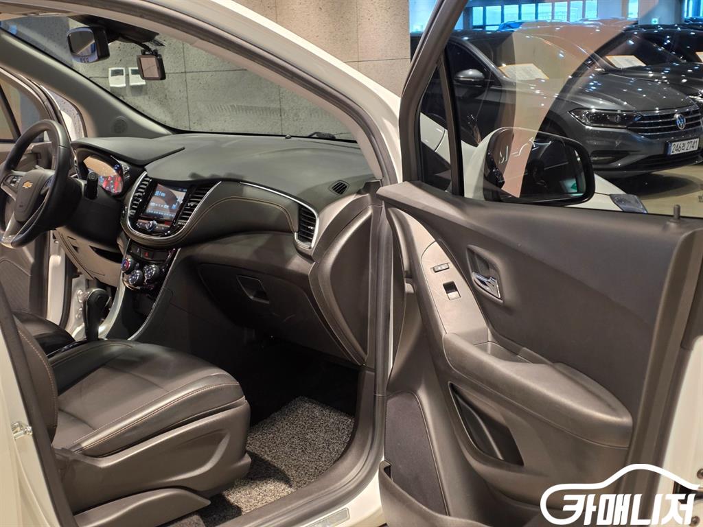 쉐보레 더뉴트랙스 디젤 1.6 프리미어 썸네일 12