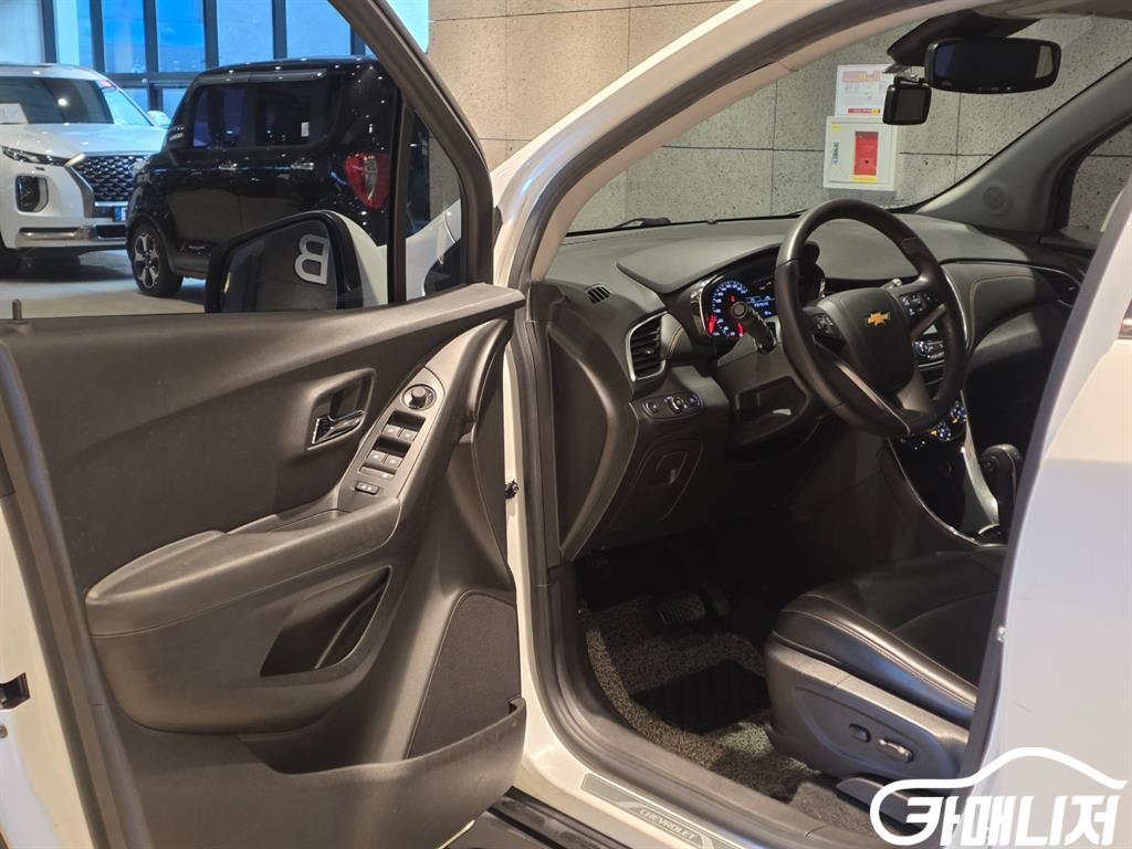 쉐보레 더뉴트랙스 디젤 1.6 프리미어 썸네일 8