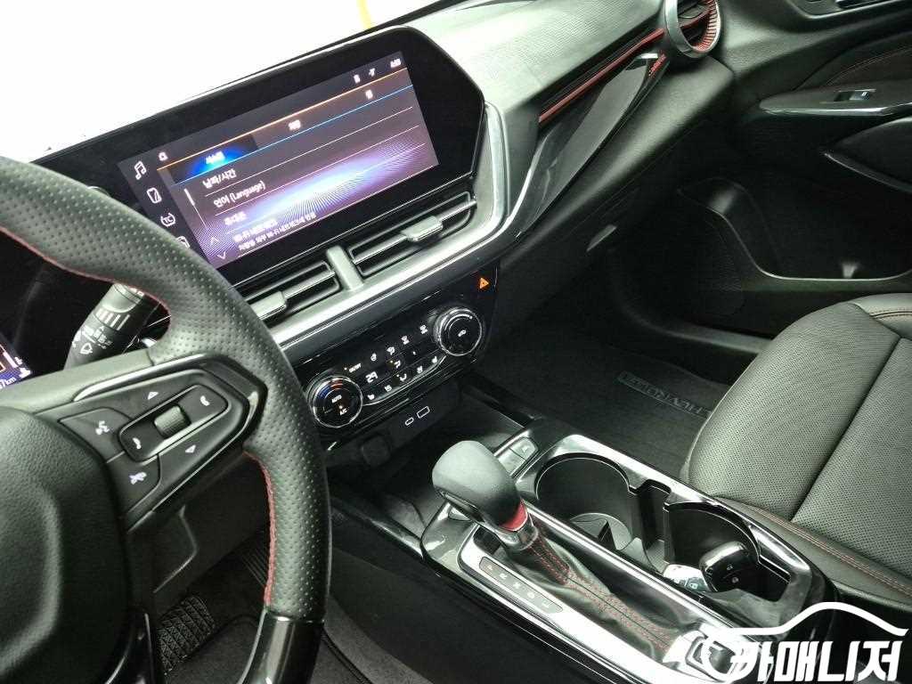 쉐보레 트랙스 크로스오버 1.2 터보 RS 썸네일 10