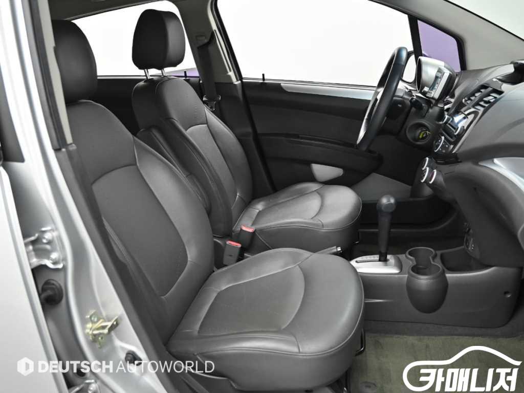 쉐보레 스파크 LT 썸네일 10