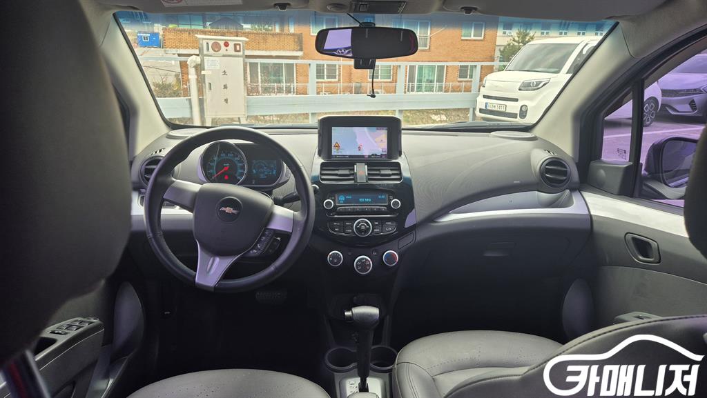 쉐보레 스파크 LT 썸네일 11