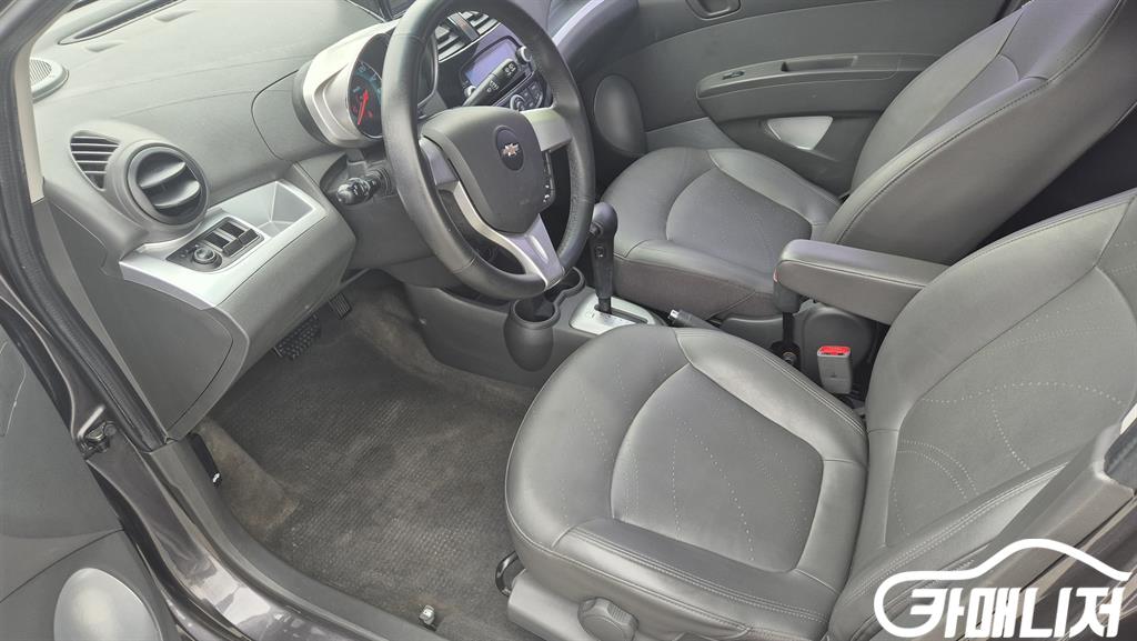 쉐보레 스파크 LT 썸네일 9