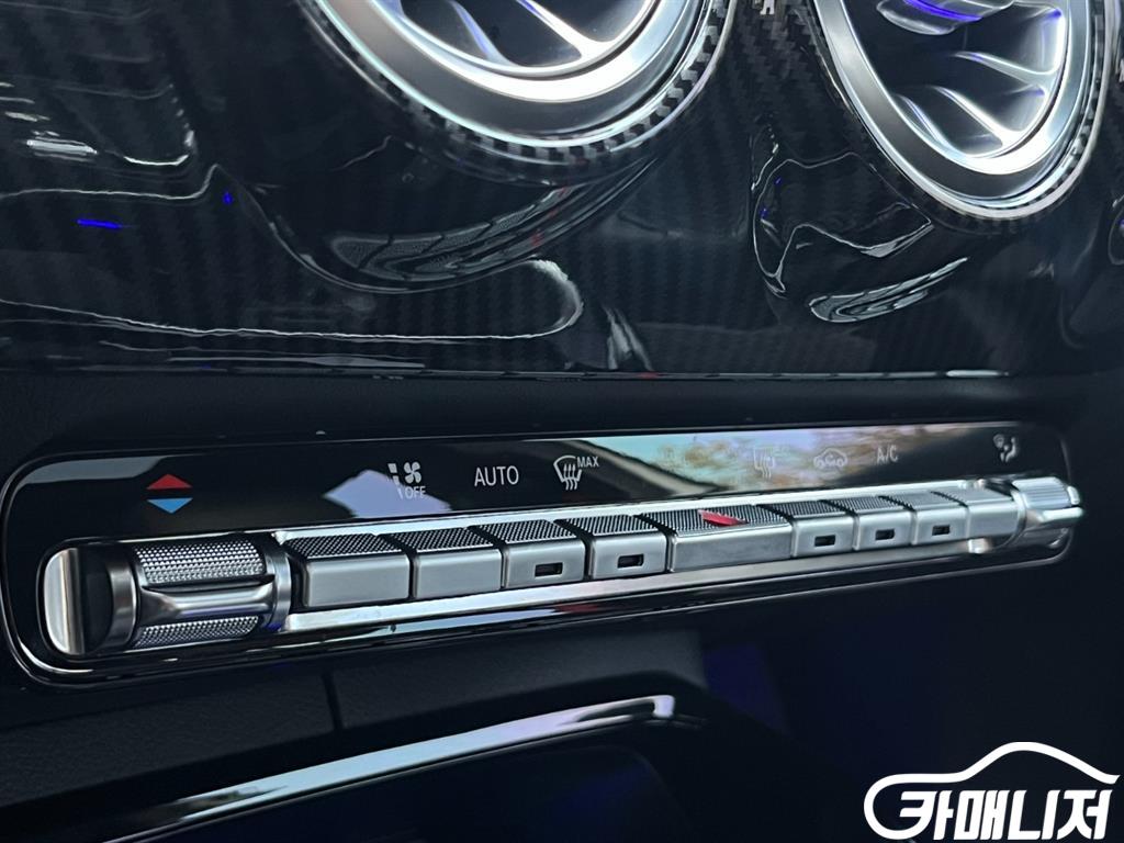 벤츠 A클래스 W177 AMG A35 4MATIC 세단 썸네일 10