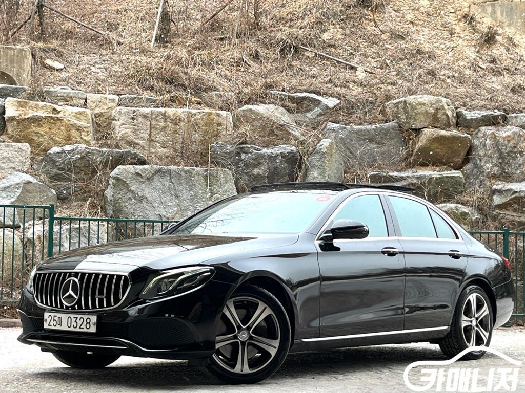 벤츠 E-클래스 W213 E300 아방가르드