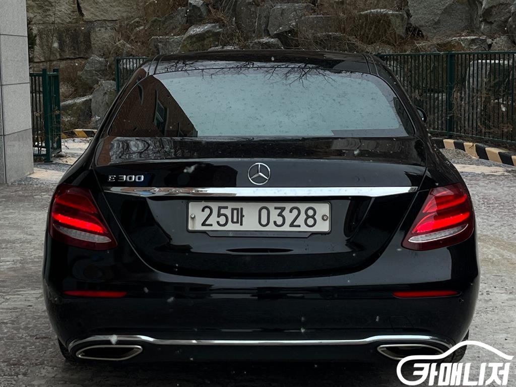 벤츠 E-클래스 W213 E300 아방가르드 썸네일 2