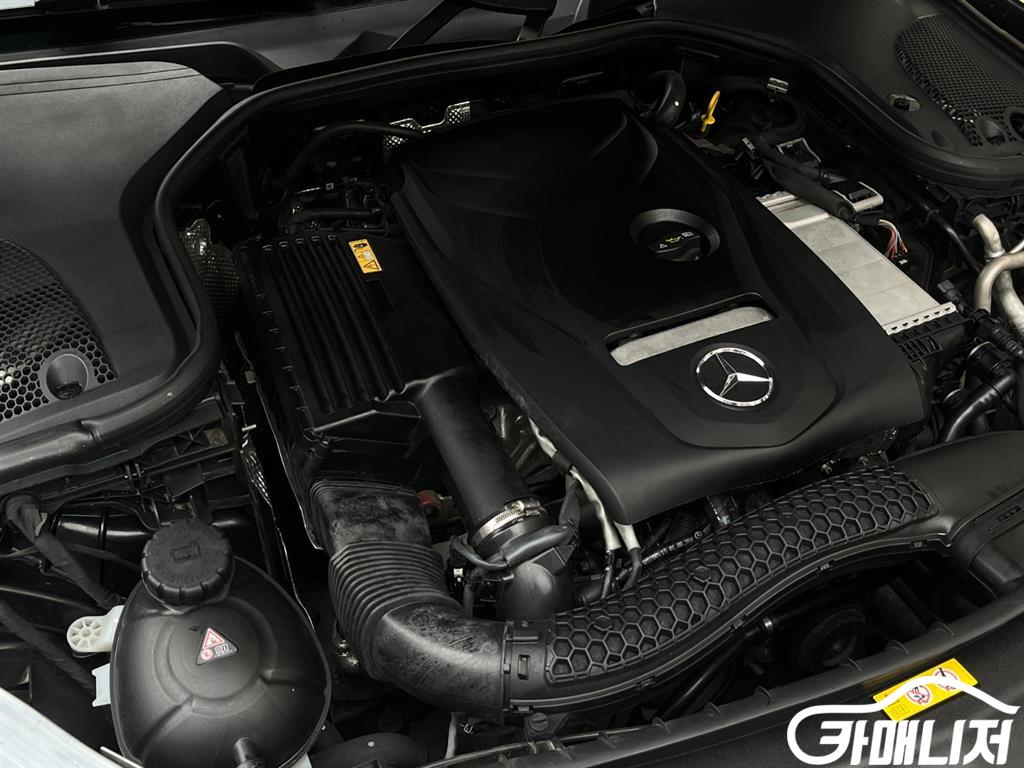 벤츠 E-클래스 W213 E300 아방가르드 썸네일 5