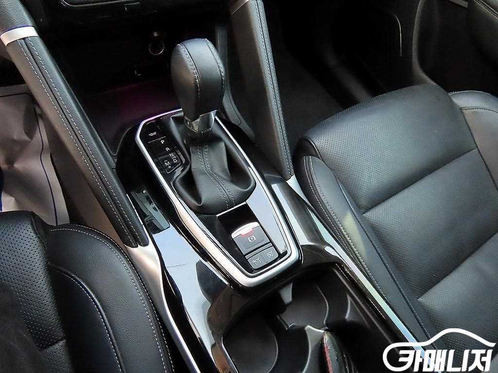 르노코리아(삼성) 더뉴QM6 2.0 LPe RE 시그니처 2WD 썸네일 10