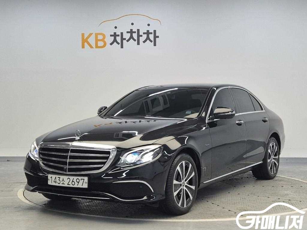 벤츠 E-클래스 W213 E300e 익스클루시브