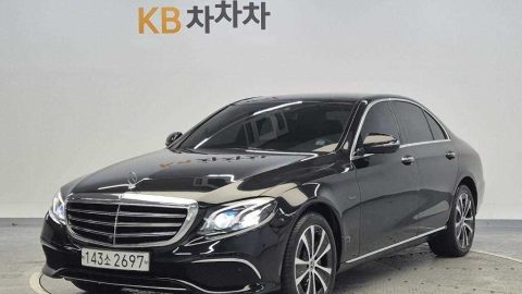 벤츠 E-클래스 W213 E300e 익스클루시브